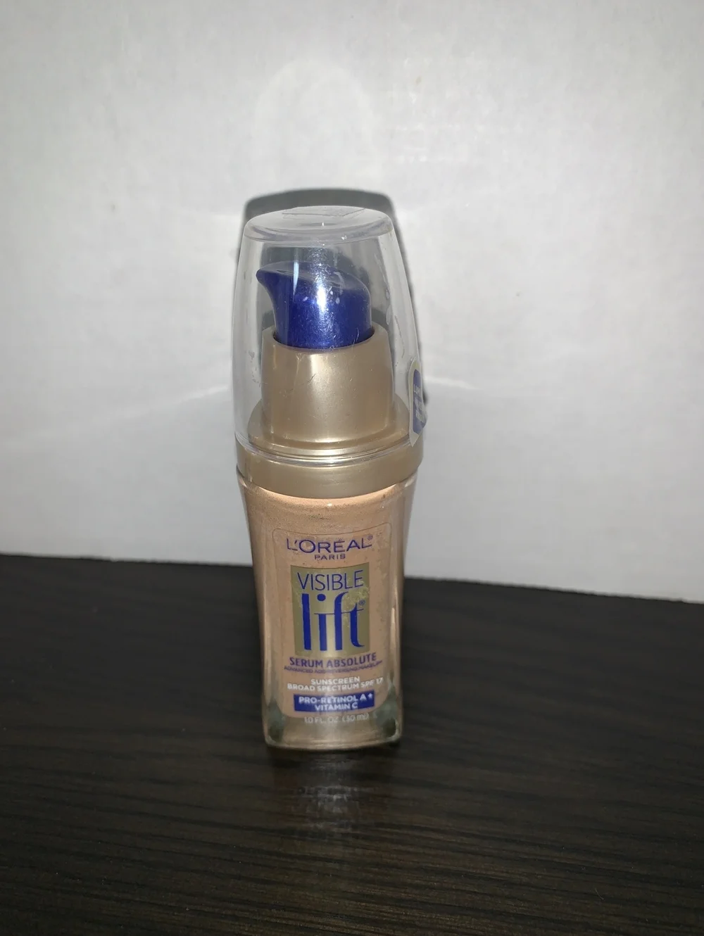 L'Oréal Paris Visible Lift Serum Absolute Foundation Buff Beige 149 1 oz.